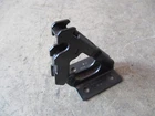 Holder Bracket Rear Seat Bench Audi A4 S4 B7 Sedan 8E5886177A Gebraucht. Price: $23.19.